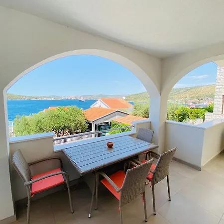 Ana, Razanj, Rogoznica, Hrvatska Apartmán *