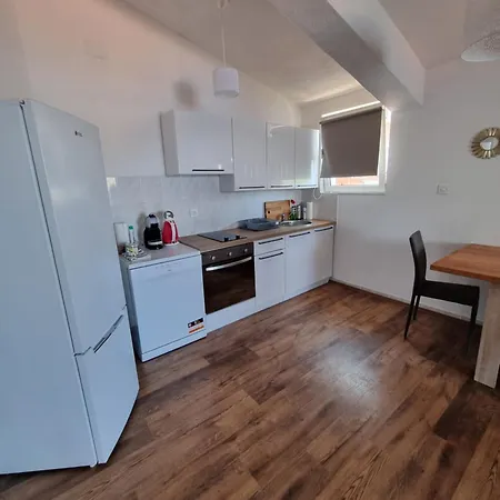 Apartment Ana, Razanj, Rogoznica, Hrvatska