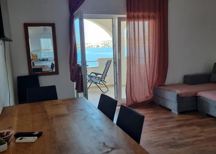 Ana, Razanj, Rogoznica, Hrvatska Apartment Rogoznica (Sibenik-Knin)